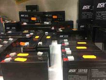 Eléctrica Ramblas productos en cajas negras